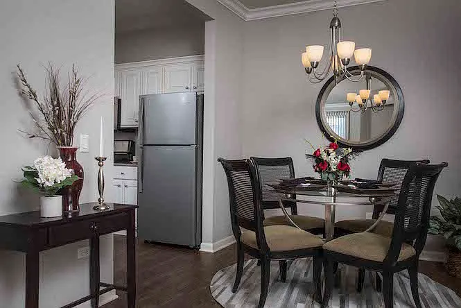 Designer Unit Dining