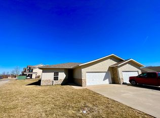 16100 E 49th St, Kansas City, MO 64136