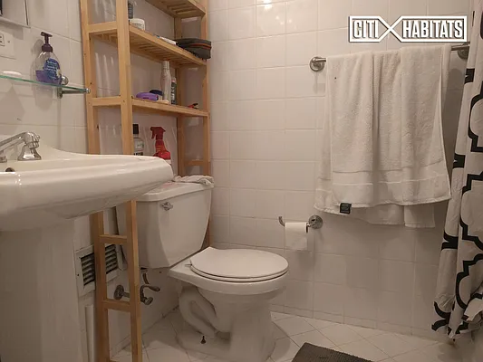 Rented by Citi Habitats | media 3