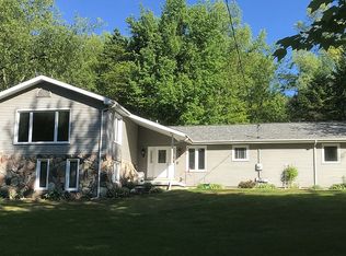 7750 Lovejoy Rd, Perry, MI 48872