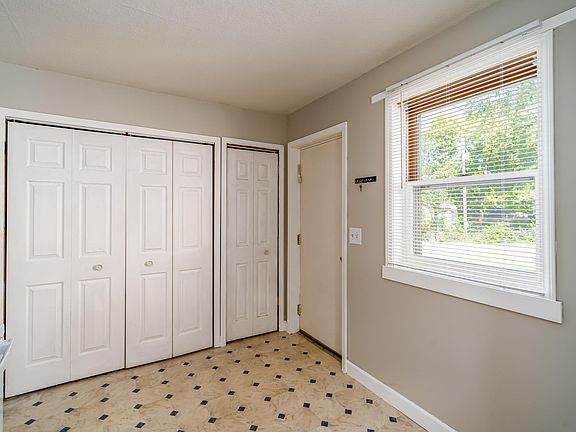 Kitchen/Laundry