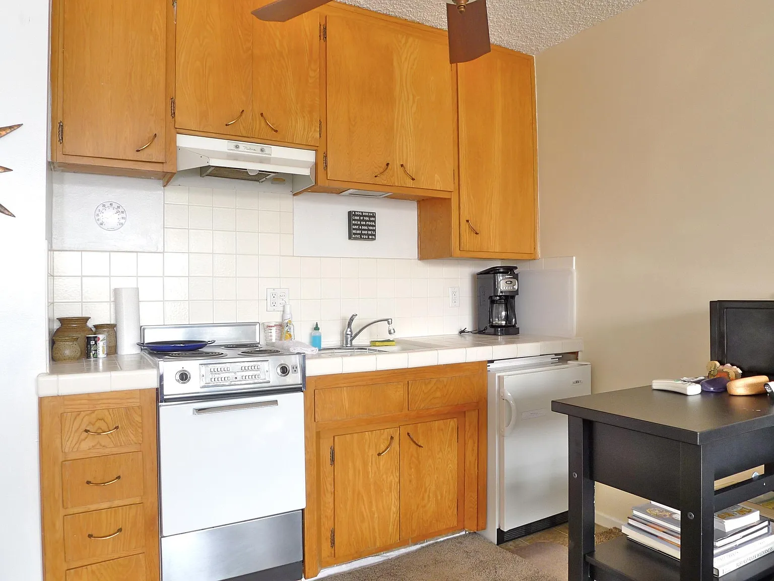 Studio, 480 sqft, $2,360 — Photo 4