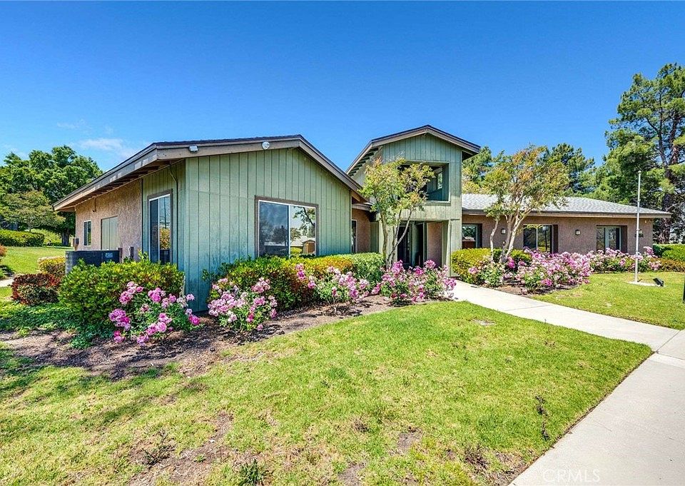 1st image of 2588 Avenida Del Vista Vis #104