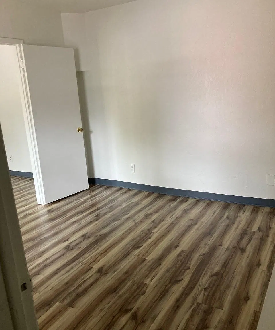 2 bed, 825 sqft, $1,200 — Photo 4