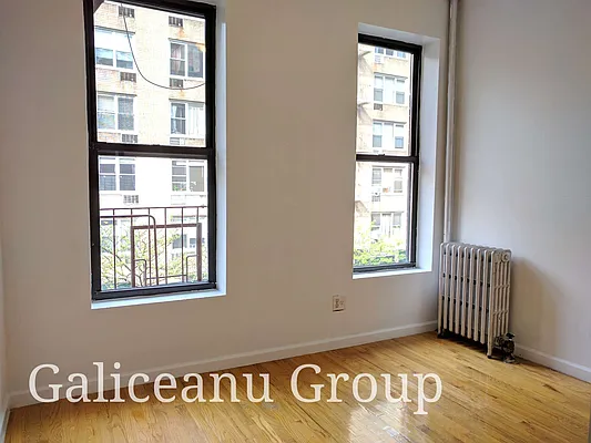 Rented by Lexington Real Estate Group | media 7