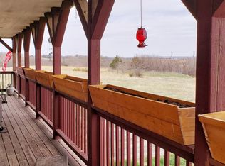 6511 Reynolds Rd, Junction City, KS 66441