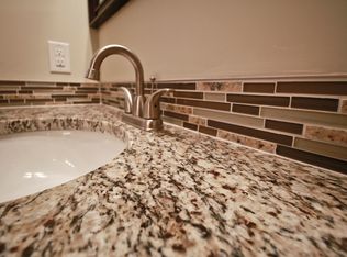 100 Old Landing Rd, Yorktown, VA 23692