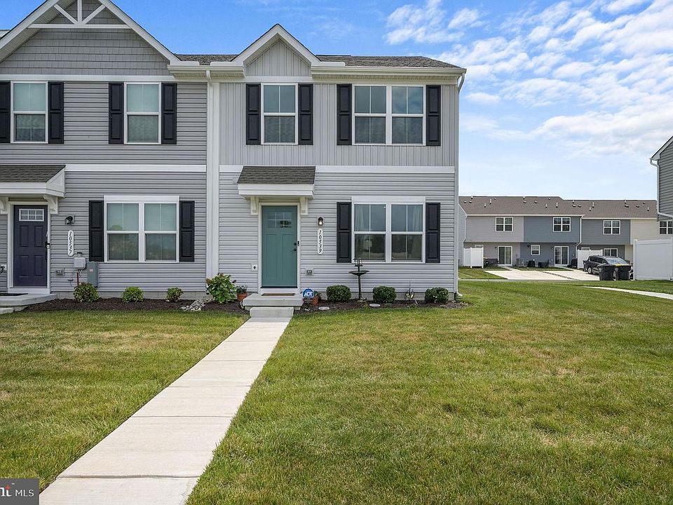 1st image of 10539 Price Dr