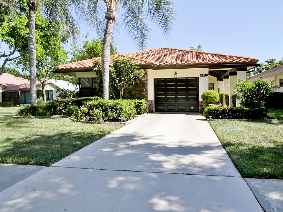 1st image of 4871 Boxwood Cir