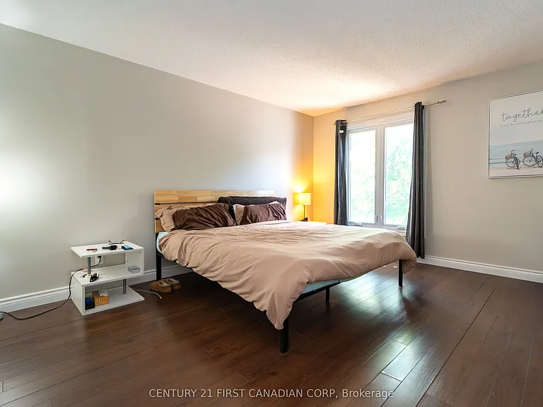 120 Centre St #101 — Photo 10