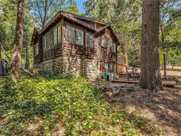 54039 Montgomery St, Idyllwild, CA 92549
