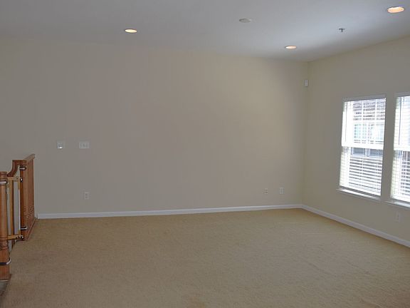 4th image of 3301 N Park Dr Unit 4311