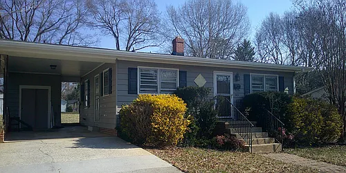 343 19th Ave NE Photo 1