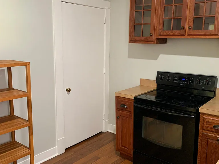 11 N Duke St #1 — Photo 15