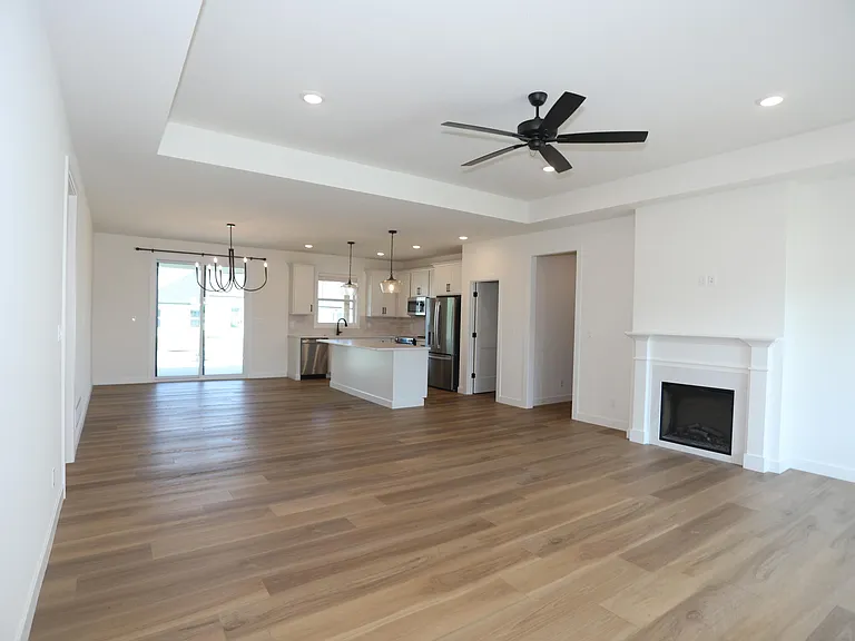 4605 Chambers Bay Dr — Photo 13