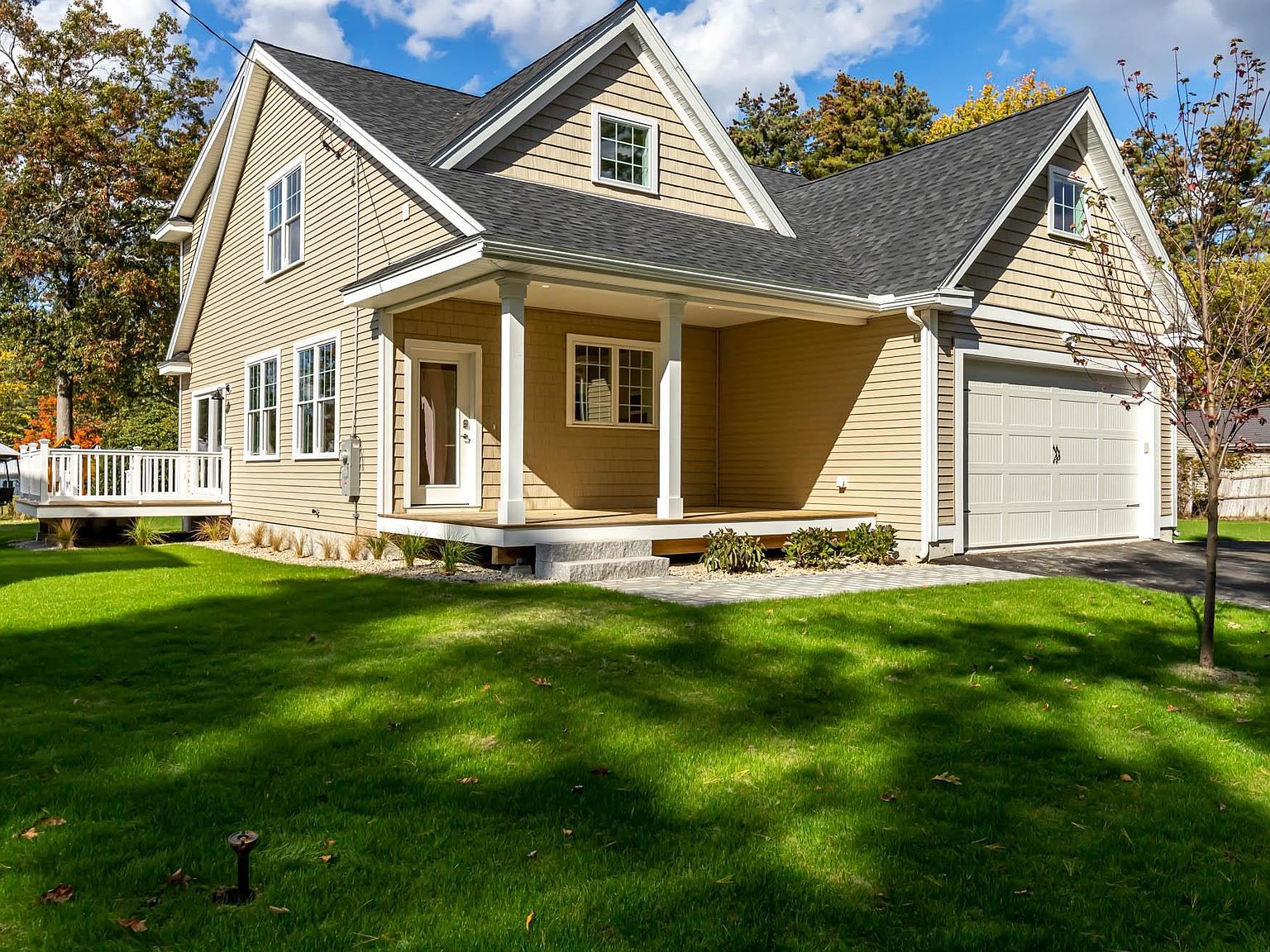 8 Sherman Street, Dover, NH 03820 | Zillow 8 Sherman Street, Dover, NH 03820 | Zillow