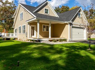8 Sherman St, Dover, NH 03820