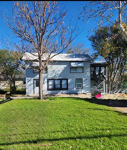 130 Olive St #201B Photo 1
