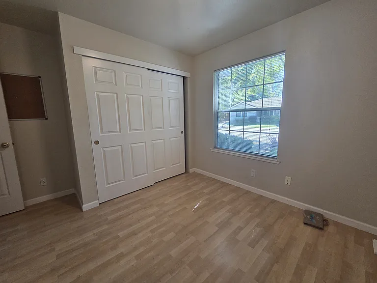 1412 Olympic Dr — Photo 19