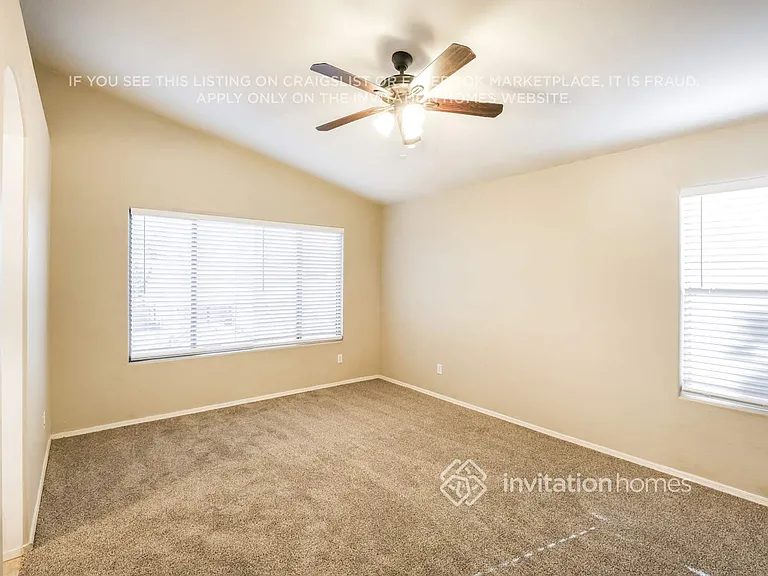 8134 W Hilton Ave — Photo 9
