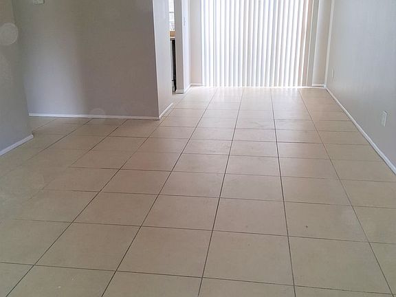 5th image of 3206 W Azeele St APT 130