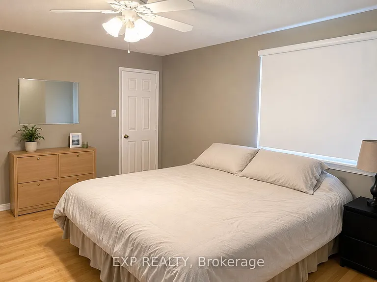 157 Livingstone St W — Photo 6