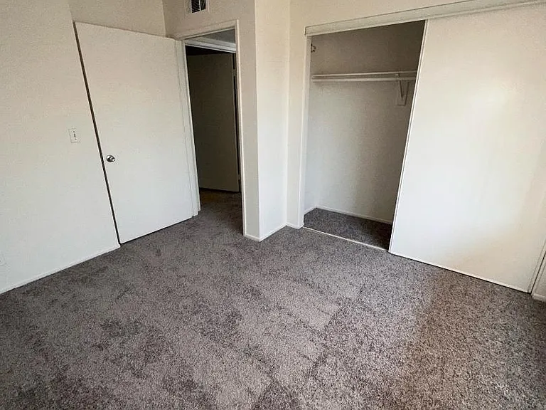 410 S Clementine St #105 — Photo 5