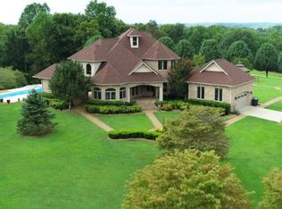 156 Red Apple Ln, Belvidere, TN 37306