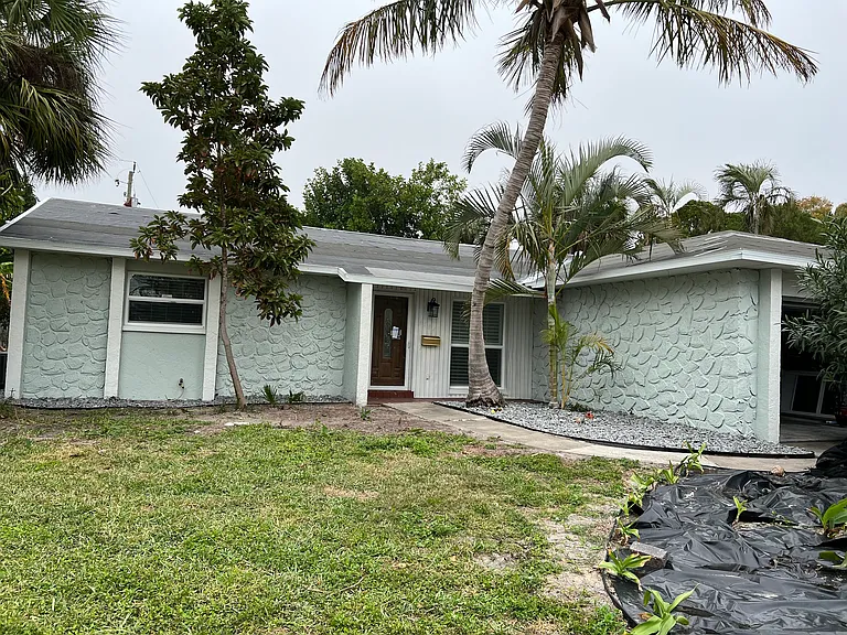 4684 Neptune Dr SE — Photo 25