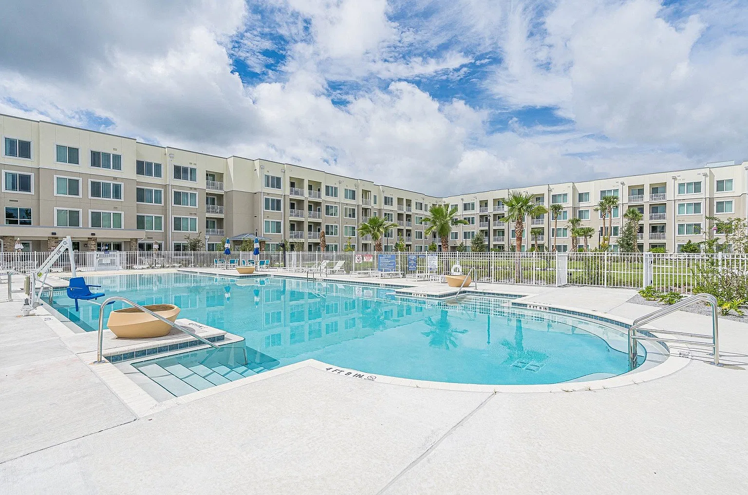 Heron Ridge 62+ Apartments — Photo 4