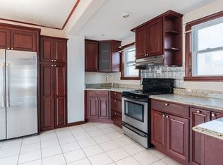 156 Dorchester St, Worcester, MA 01604