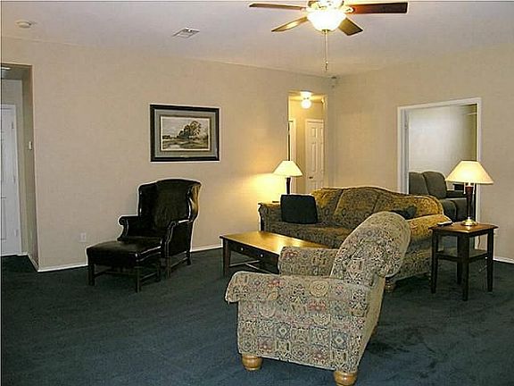 4th image of 2204 Eden Green Dr