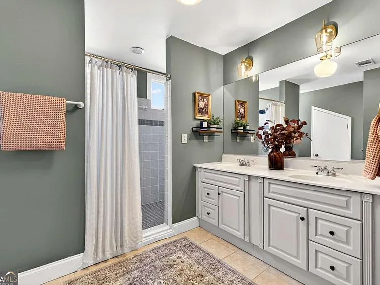 217 Westminster Dr NE #A — Photo 47