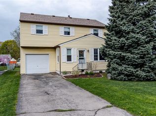 154 Wahl Rd, Rochester, NY 14609