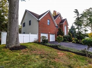 2 Peru St, Edison, NJ 08820