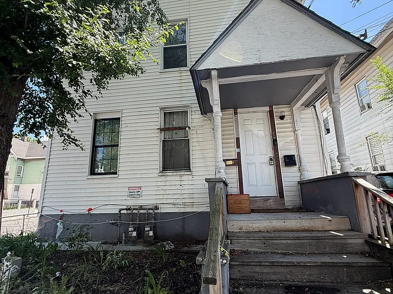 295 Lloyd St #2 — Photo 1