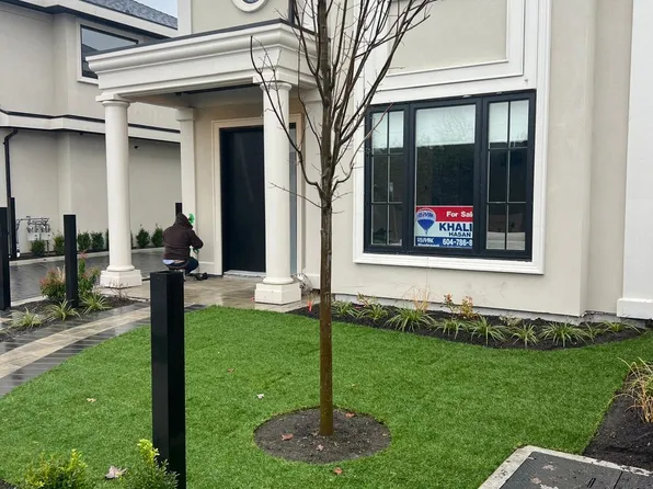 4242 Williams Rd, Richmond, BC V7E 4E9