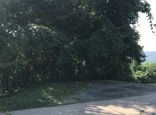 Oriole Ct, Wheeling, WV 26003