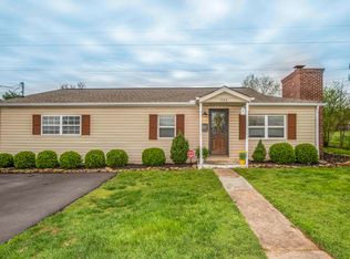 926 Summer St, Loudon, TN 37774