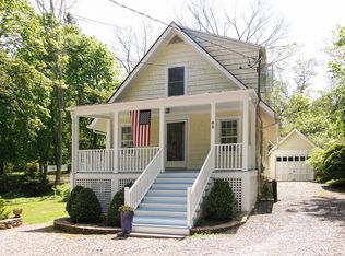 66 Spring Rd, Chappaqua, NY 10514