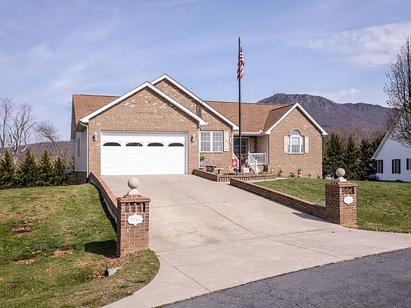 2nd image of 7718 Kathleen Ct