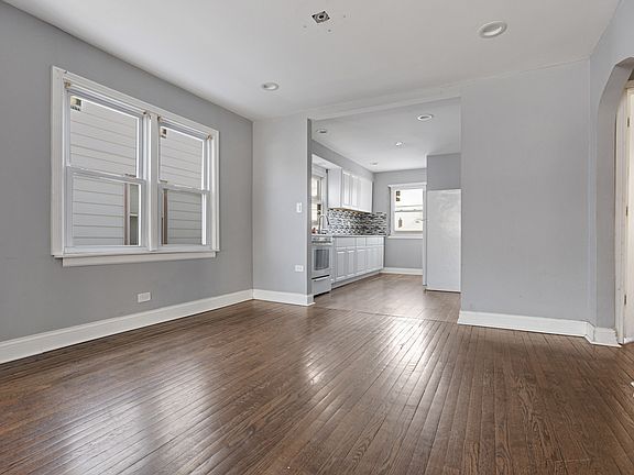 5th image of 12338 S Elizabeth St