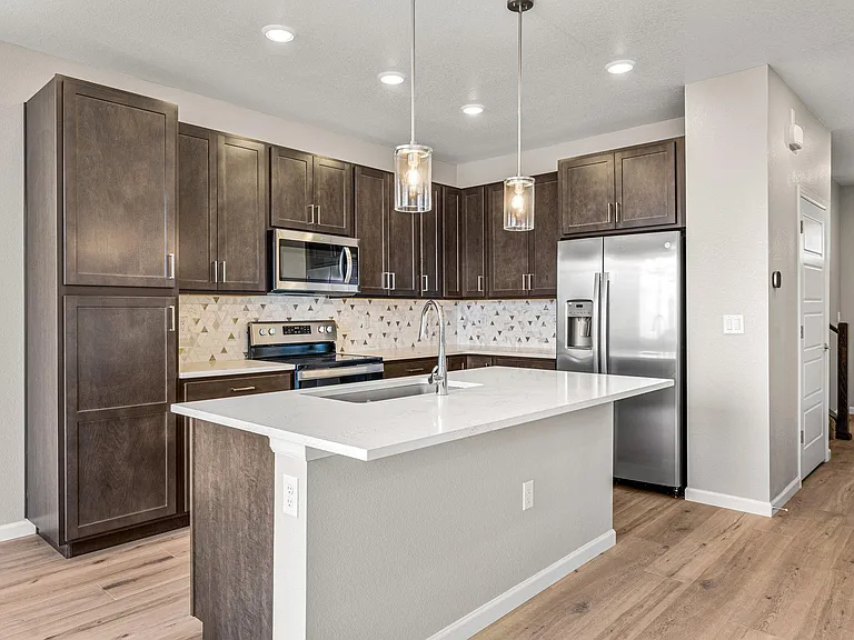 Shawnee Ln — Photo 14