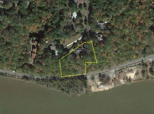 138 Spring Dr, Roswell, GA 30075