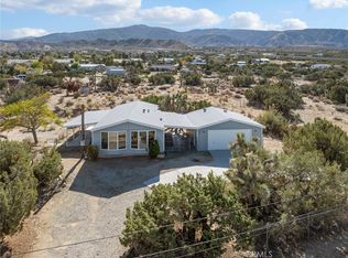 633 Cholla Rd, Pinon Hills, CA 92372