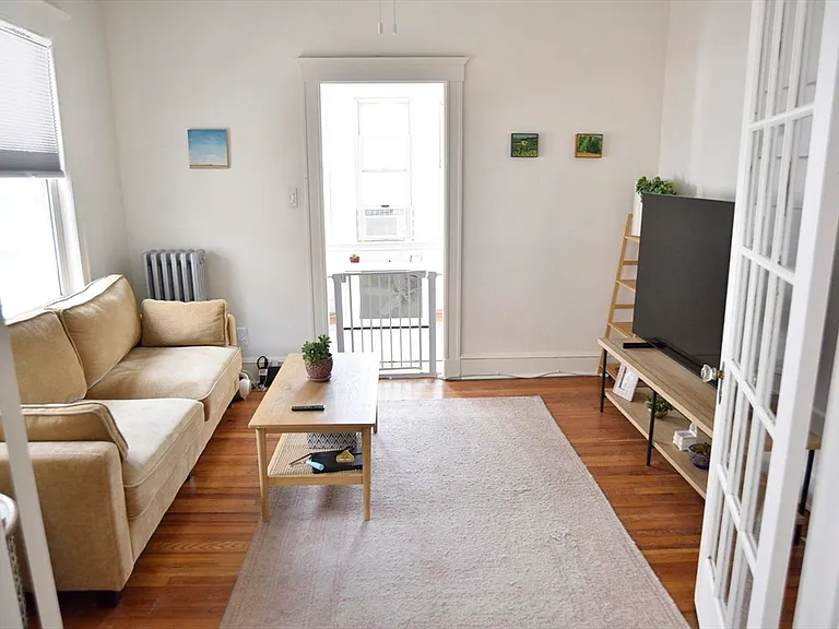 199 South St #6 — Photo 10