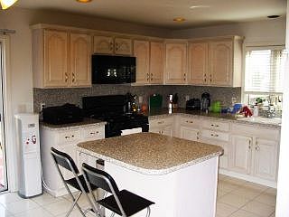 3rd image of 722 W End Ave #A