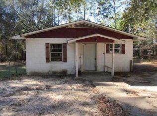 4949 Griffith Mill Rd, Holt, FL 32564