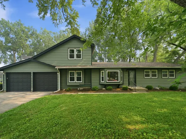 601 Sheridan Dr, Wauconda, IL 60084