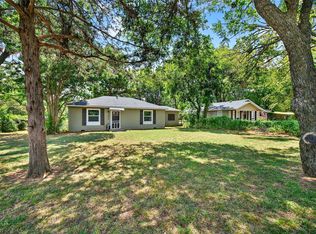 2226 Loy Lake Rd, Denison, TX 75020